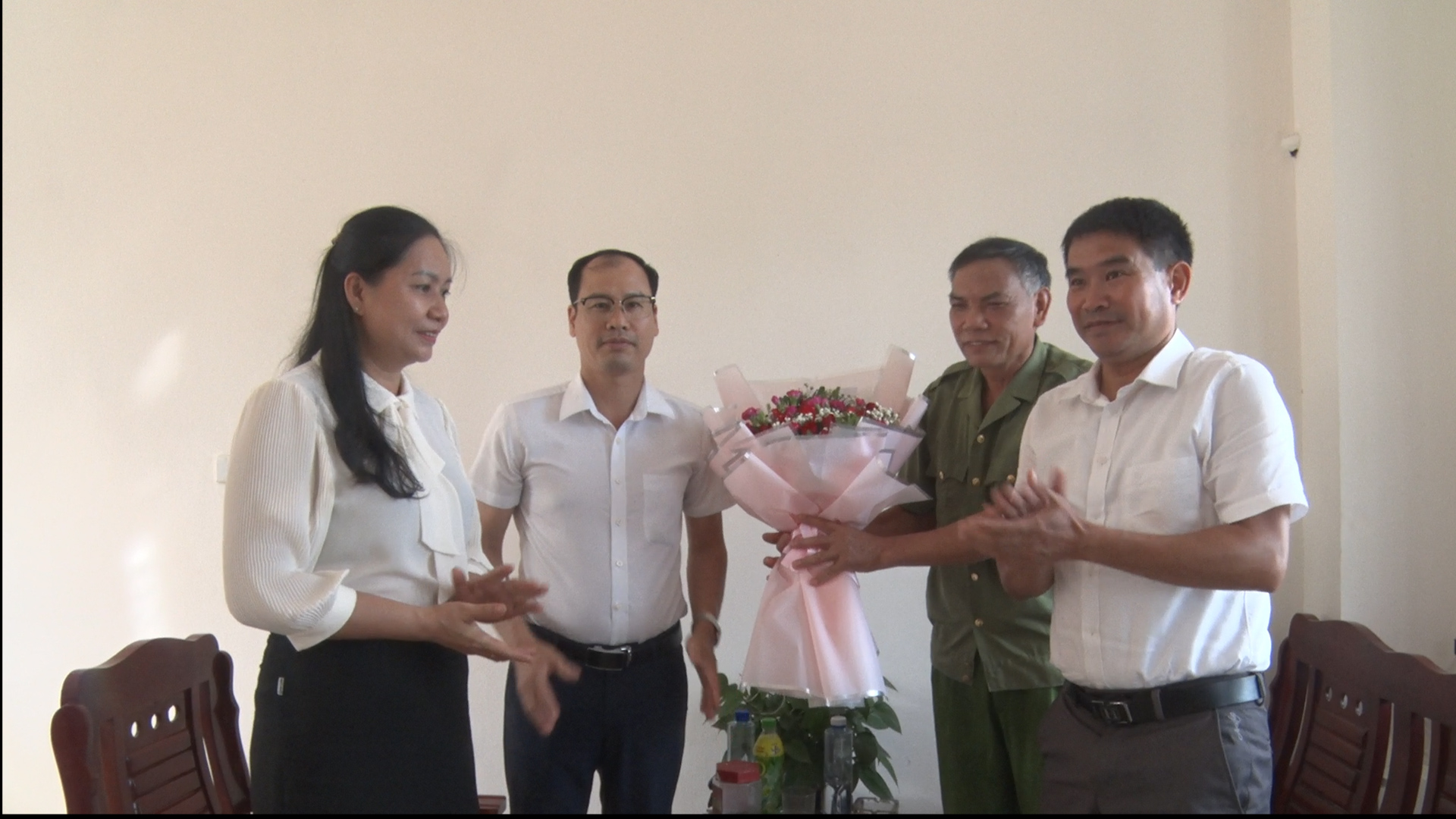 anh tin bai